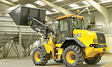 JCB01